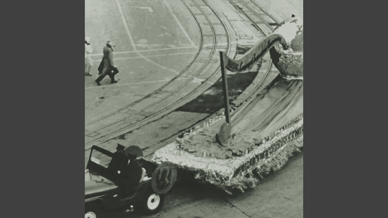 Rings adlı videoyu YouTube'da izle Rings adlı videoyu YouTube'da izle