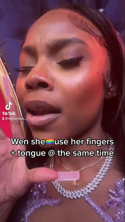 When #lesbians 🌈use both fingers👆  tongue 👅 @ the SAME TIME | #layluscious #lgbt #funnyshorts