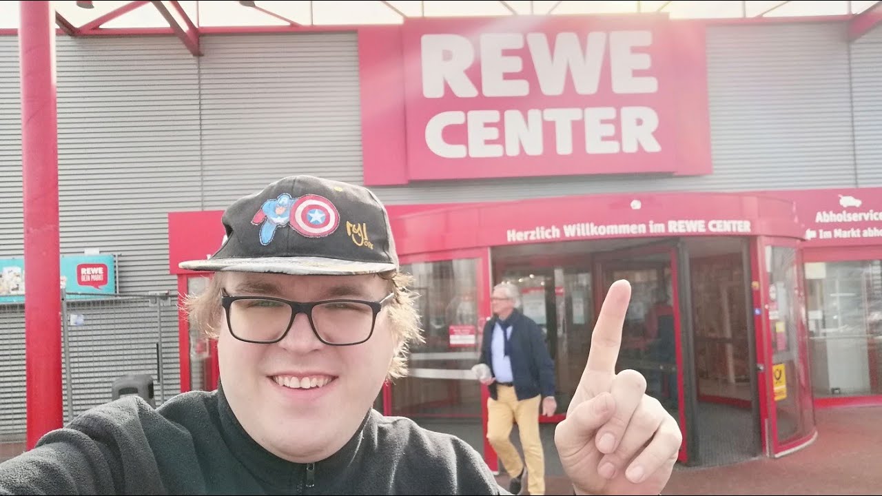 Gut Und Gunstig Einkaufen Beim Grossen Supermarkt Rewe Center In Hochberg Wurzburg Mit Tankstelle Youtube