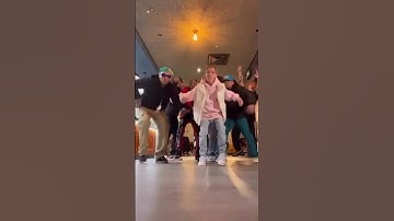 Chris Brown SURPRISES YOUNG FAN ✊🏾✊🏾