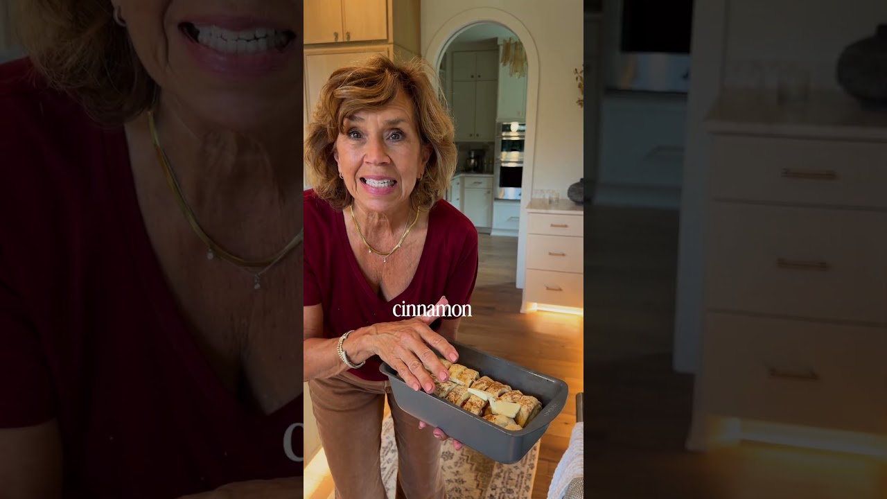 When she pulls it apart!!! 🤯 easiest pull apart carmel bread you will ever make. It is beautiful