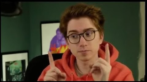 Clint jebaits his whole chat