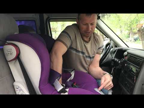 Видео: Обзор автомобильного сиденья Britax KING II ATS