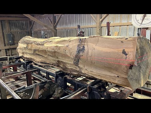 Sawing the Ugliest 32 Inch White Oak Log! #189