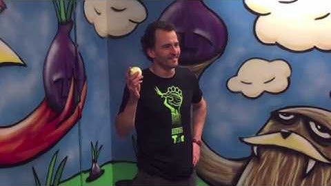 Alex Eats an Onion for Tor