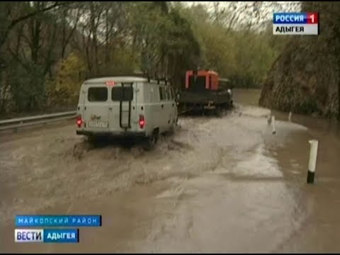 Накануне из за продолжительных осадков резко поднялся уровень реки Белой