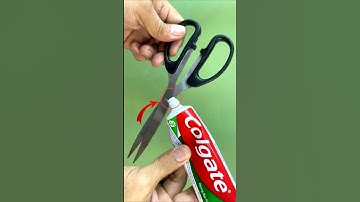 Put toothpaste on scissors! An easy and amazing way to sharpen scissors in a minute, #diy #tips