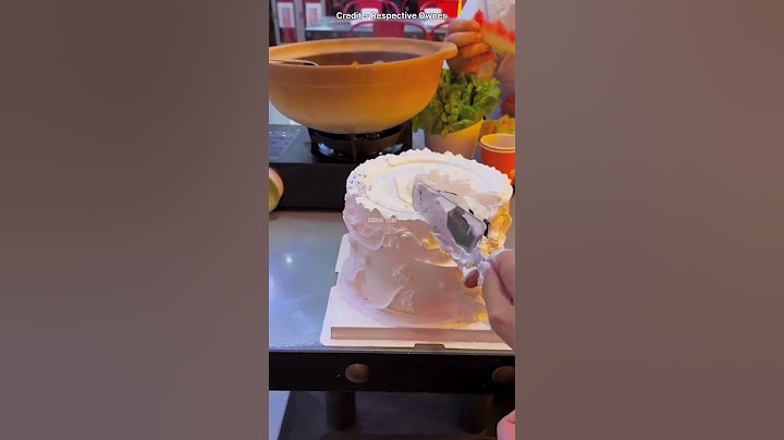 Prank At The Birthday Cake ❔❔😭