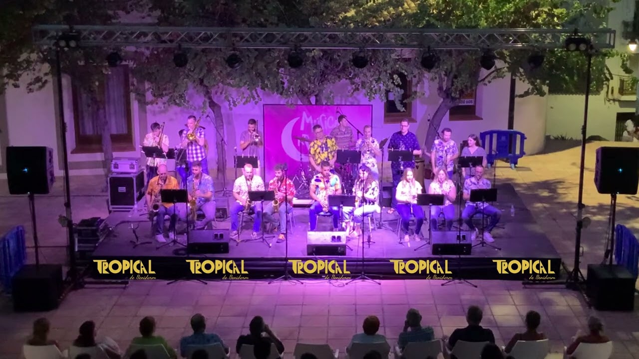 XARANGA TROPICAL - SHAKIRA MIX - Jesús Ufano