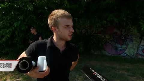 У Києві на переході збили двох дівчат
