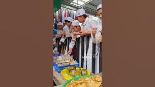 🔴BUKA BERSAMA RIBUAN SANTRI DAN BAGI TAKJIL PONDOK PESANTREN ASSALAFI MIFTAHUL HUDA NGROTO GUBUG