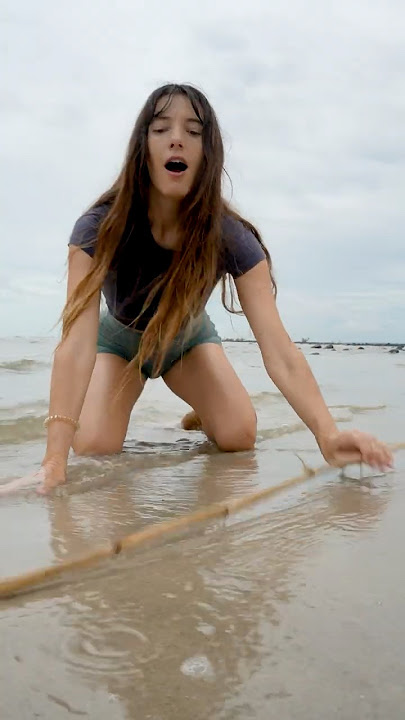 Fire Starting in the RAIN! Bamboo = EMERGENCY Tinder 🎋🔥#survival #outdoors #camping #shorts #explore