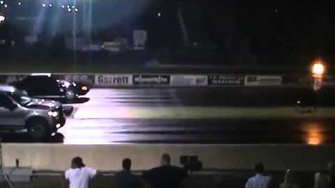 Ford F 150 Roush Edition   Vs Ford 5.0 Mustang