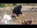 How to find treasure in river! Incredible happiness to find such values gratis!!!