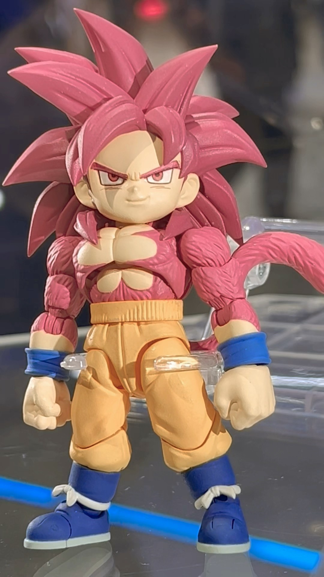 S.H.Figuarts - Super Saiyan 4 Son Goku - Mini (Dragon Ball