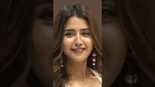 Famous Queen of the night Roshni Walia at Glamour Queens, owning the Elle Beauty Awards 2025 red carpet.❤️🔥 Wealth