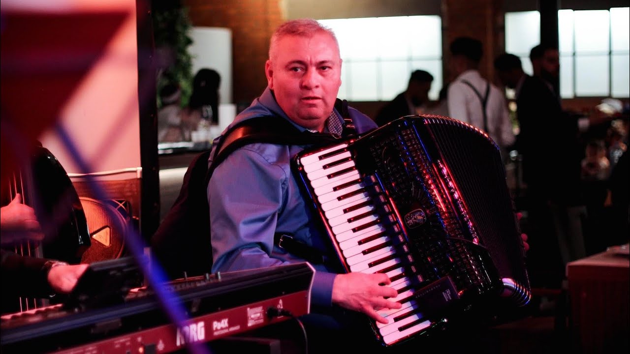 ORCHESTRA DE LA BERLIN l IULICĂ PUIUȚU l COLAJ MUZICĂ CREȘTINĂ 2022 l ACORDEON INSTRUMENTAL 1