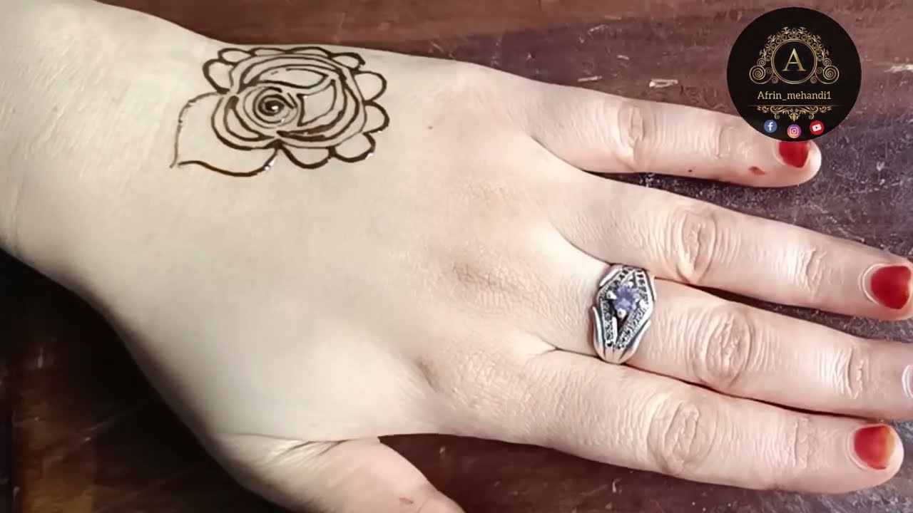 Bold rose with Moon mehandi design 🌿 new mehandi designs/back hand moon henna design 👍