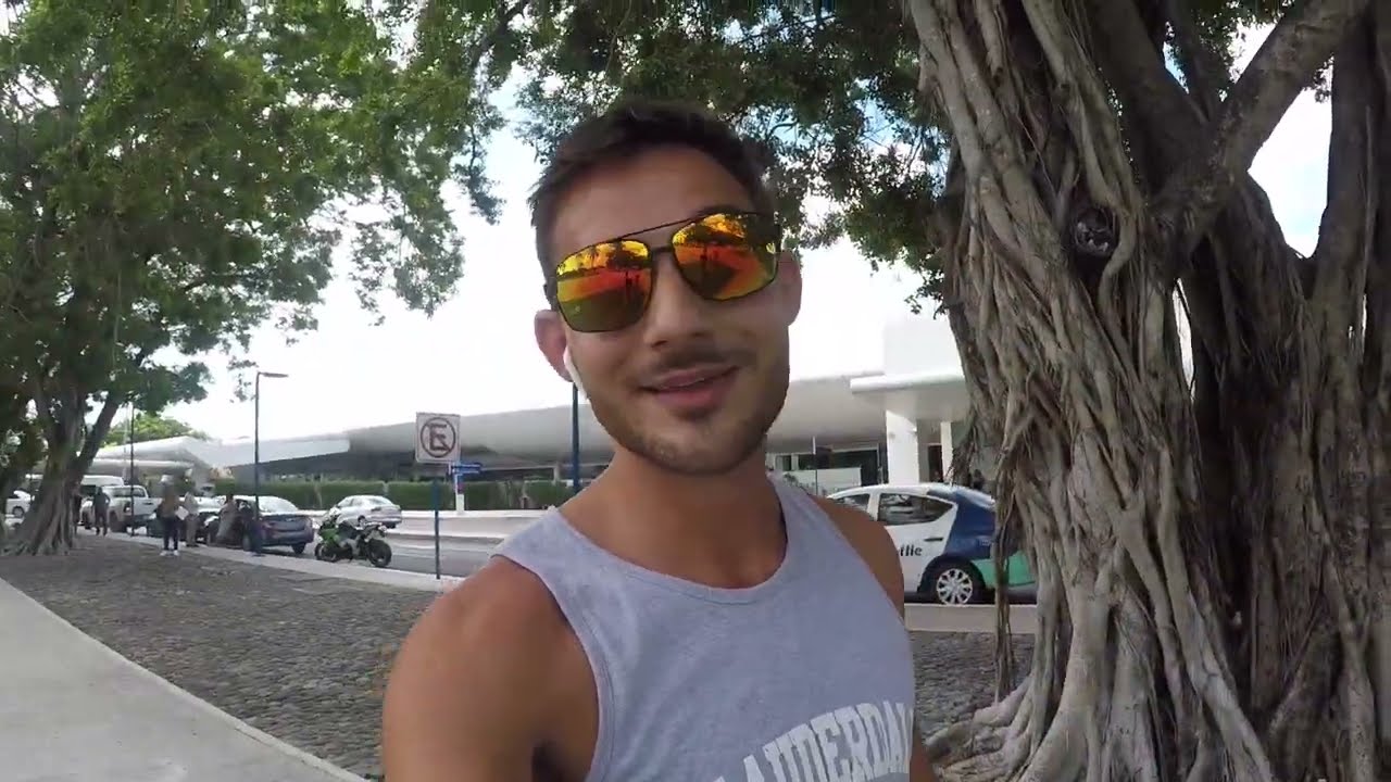 I Got Bored and Flew To Medellin, Colombia 