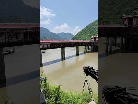 ऊचा पहाड़ों मा #viralvideo #trending ##shortvideo