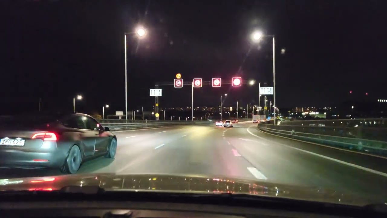 Night drive back from Kista