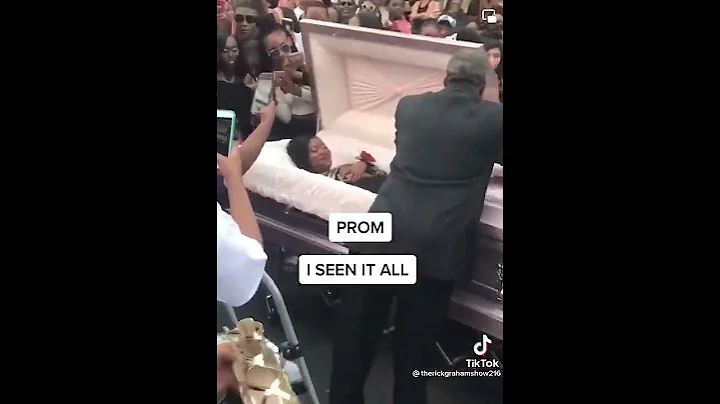 This girl arrived to prom sleeping in Coffin 👏👏