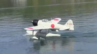 二式水上戦闘機の飛行　Seaplane Fighter to fly.