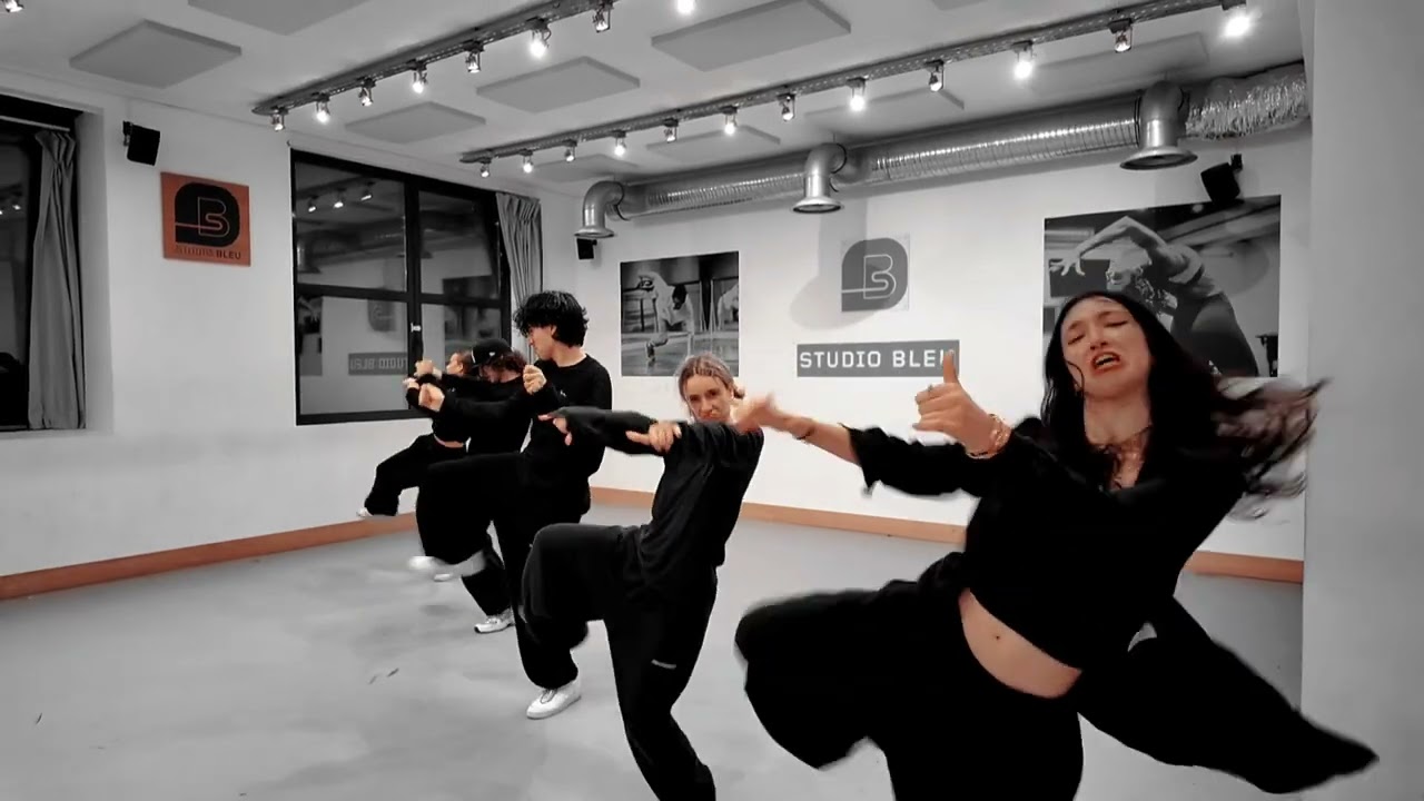 Dance visual "flying blue" de La fouine by chriskdanse 