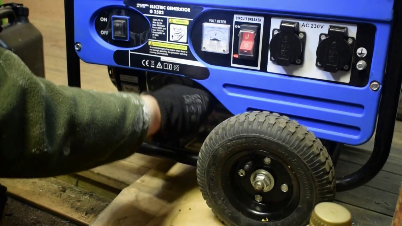 Filling up new engine oil 5W-30 (fully synthetic) in gasoline generator | Biltema G 2502