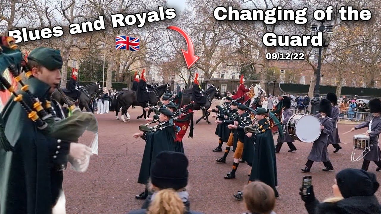 Pipes Of Number 12 Company Irish Guards Leaves St James s Palace 09 12 Pipes of number 12 company irish guards leaves st james s palace 09 12