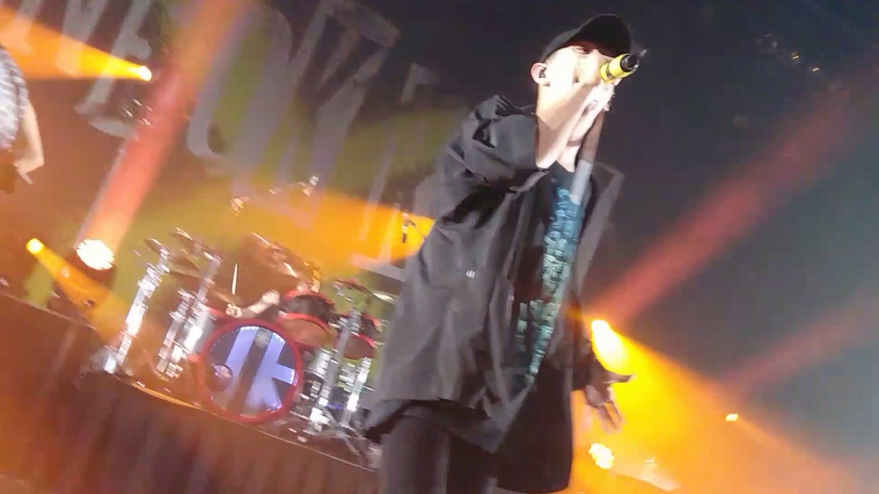ONE OK ROCK/ AMERICAN GIRLS/ SAN ANTONIO, TEXAS - YouTube