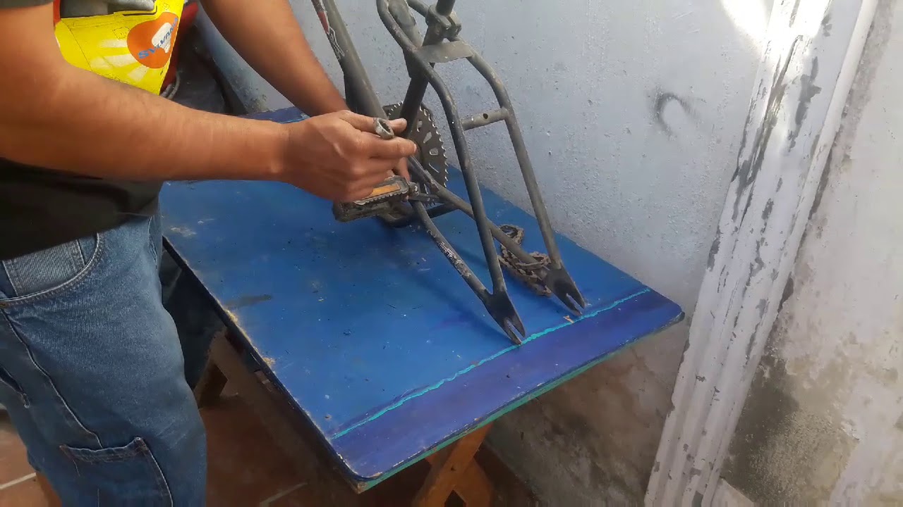 Como Cambiar El Eje De Los Pedales De Una Bicicleta