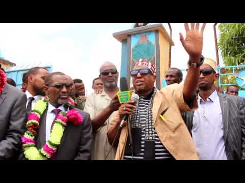 Wasiirka Hawlaha Guud ee Somaliland Abdirashiid Ducale Qanbi oo Buuhoodle soo gaadhay