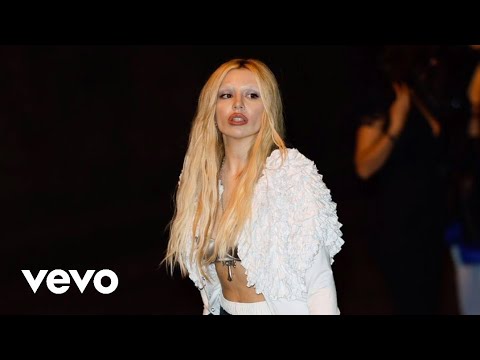 Ava Max - KiLL iT QUEEN (Music Video)