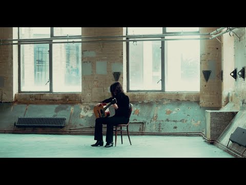 Gabriel Zingiber - Under a Mango Tree (Official Music Video)