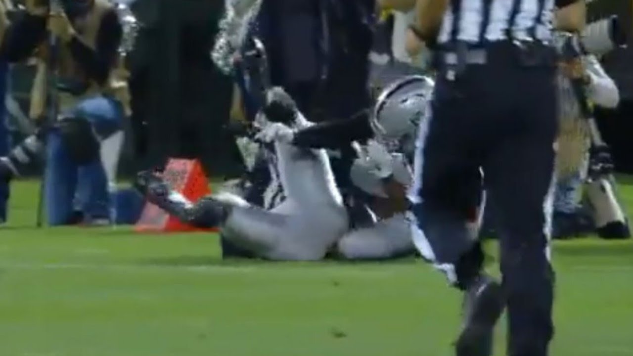 Raiders CB Gareon Conley taken off field on stretcher after neck injury vs. Broncos