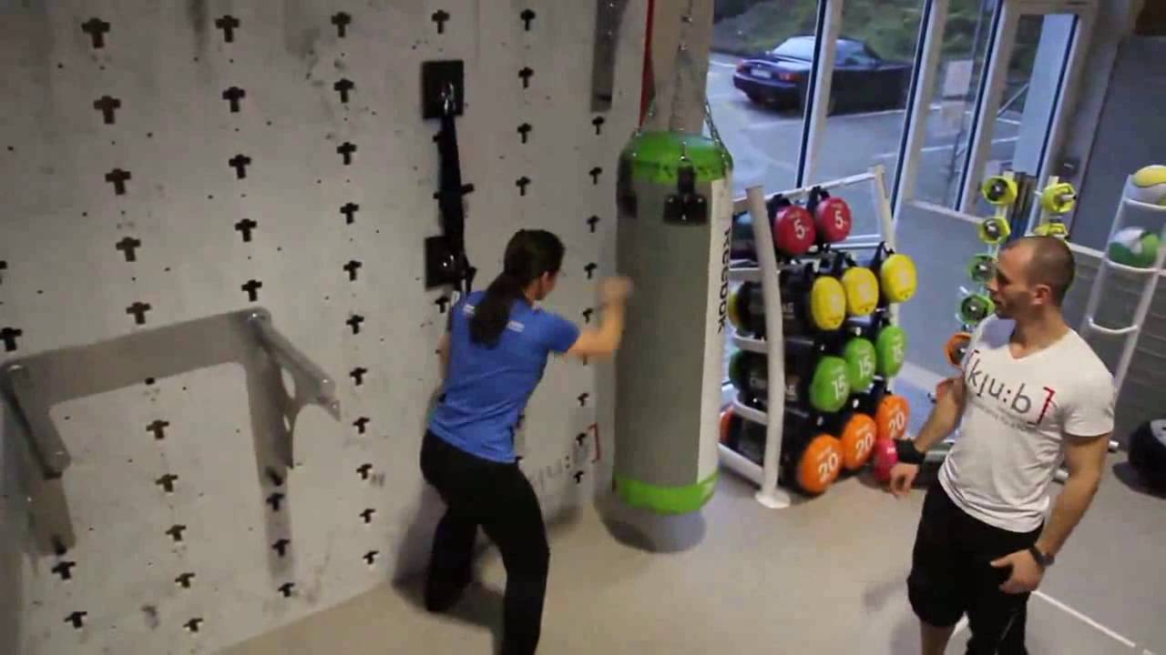 Cube Sports en Multifunctional wall YouTube