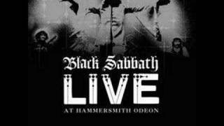 Black Sabbath - Iron Man Live At Hammersmith Odeon