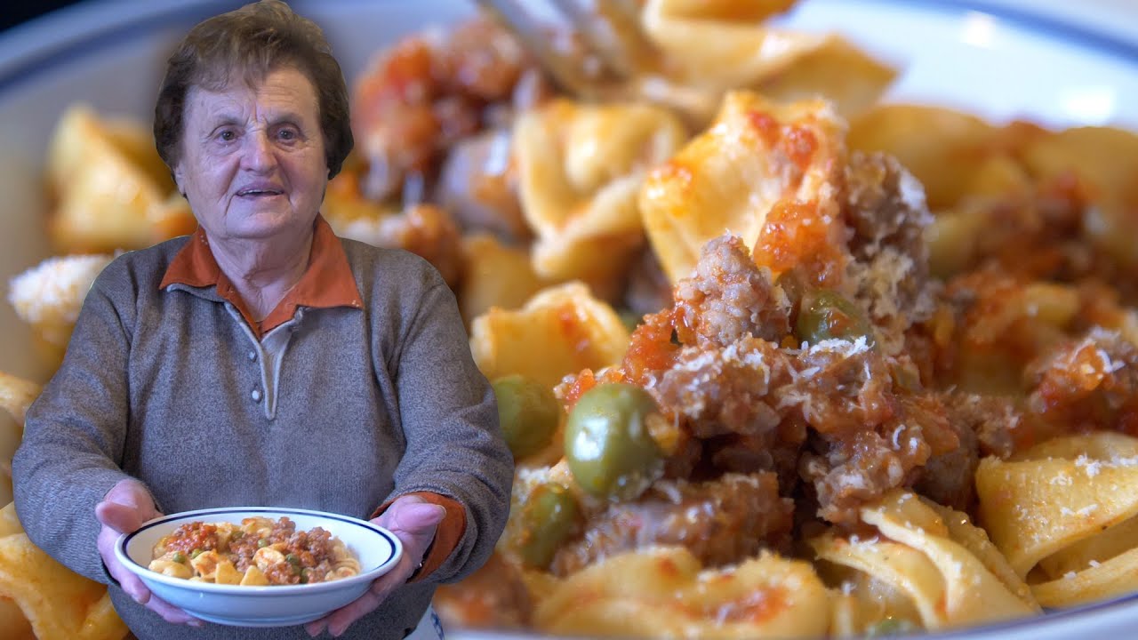 Make Lina's pasta with sausage and peas, two ways! Pasta Grannies