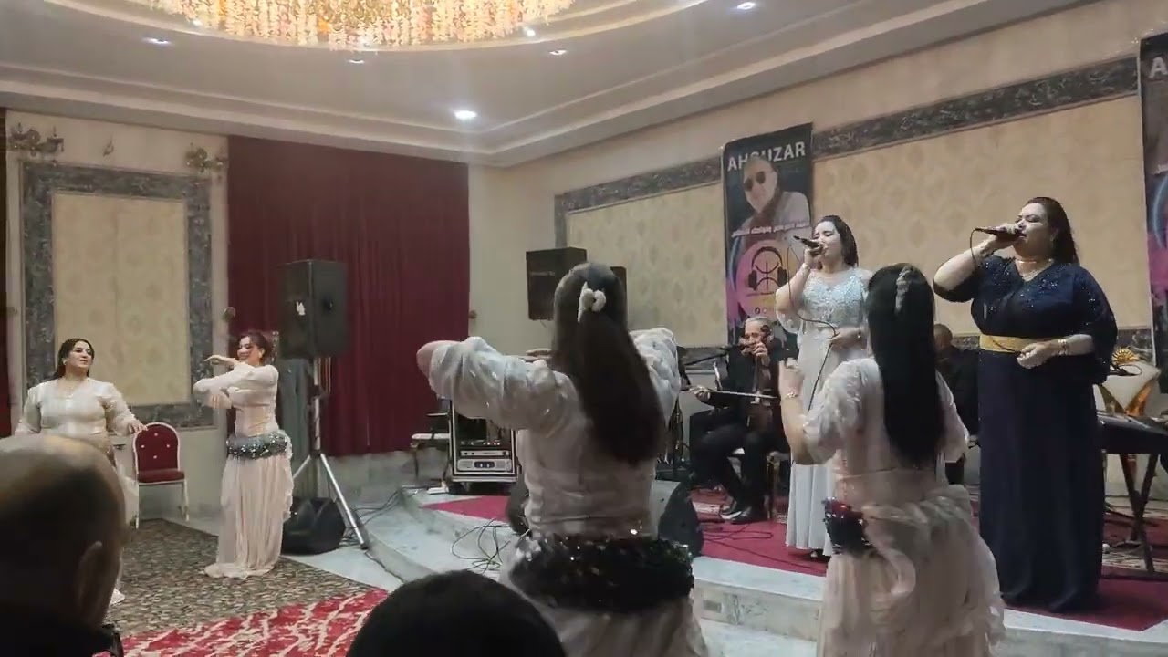 قصارة احوزار عبدالعزيز في مدينة ميدلت اد استومند ادشكلغ