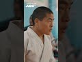 Papa Yang looks on as Cadet World Champ Johnathan Yang prepares for the #JudoJuniors🔝 Can he do it?