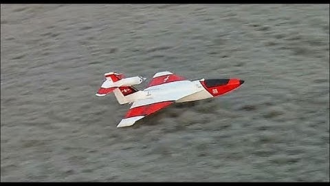 RC Lander Polaris maiden flight