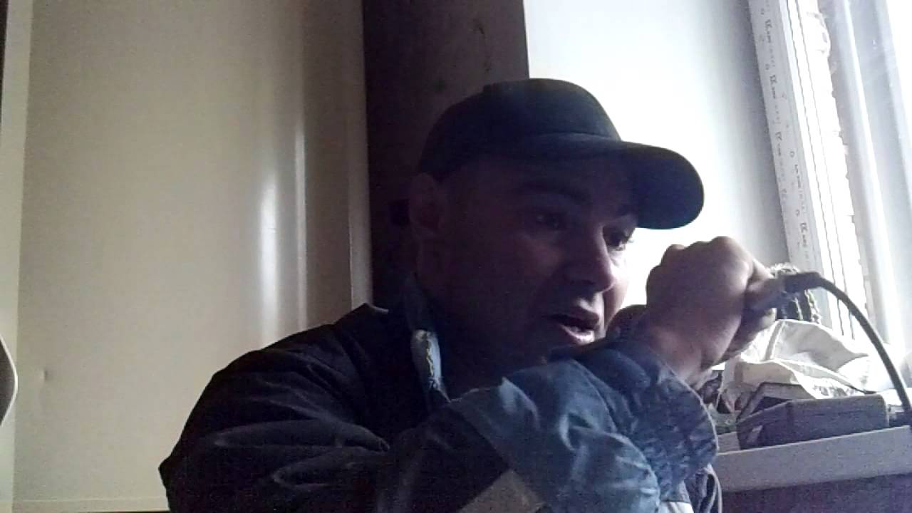 Шалава сосет в машине Шалава сосет в машине