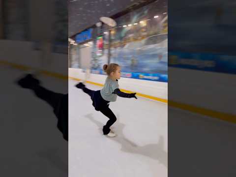 С Наступающим!!! Когда получаешь огромное удовольствие от катания ☺️ #figureskating #workout