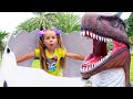 다이아나와 로마는 공룡 공원과 환상의 박물관에서 산책을 합니다 Dinosaur Park in Dubai