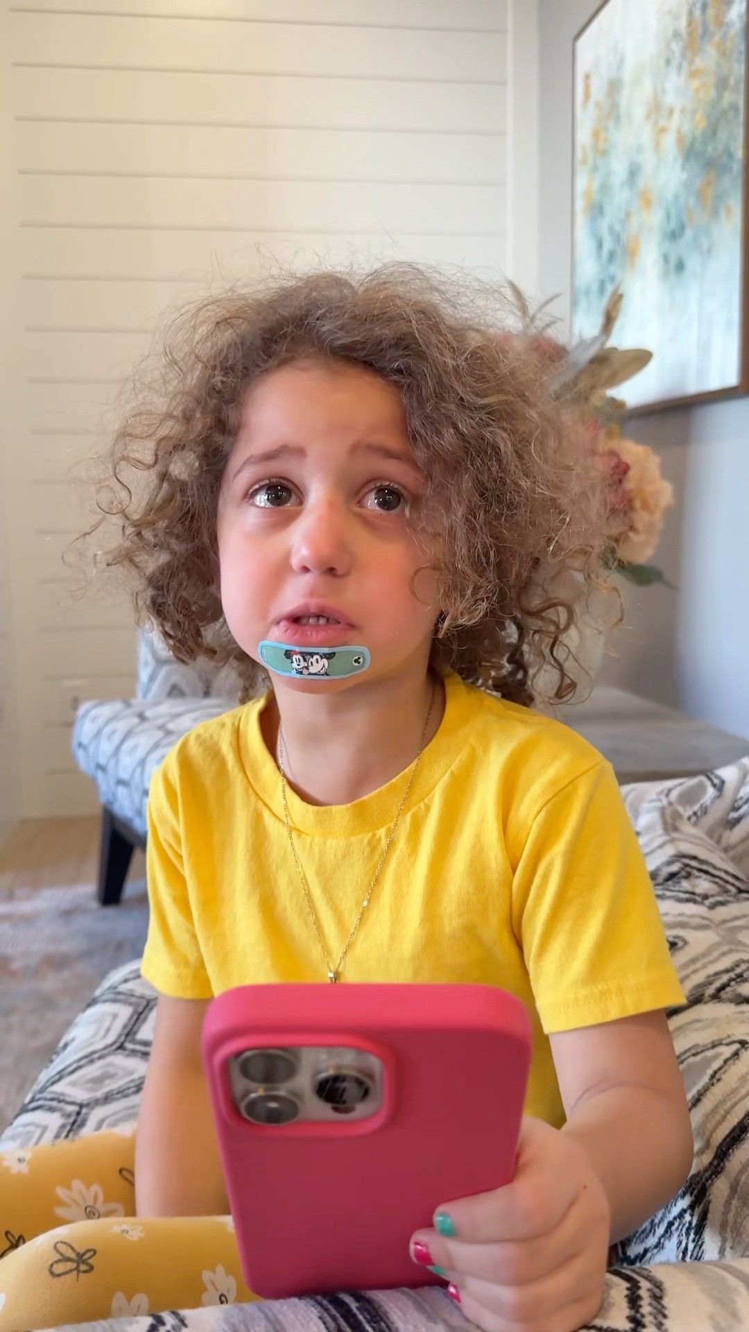 Sierra teaches Rhia lessons about learning letters and words #shorts