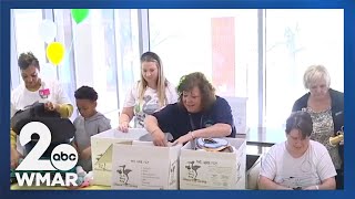 Mercy Medical Center gives away baby supplies to new mothers