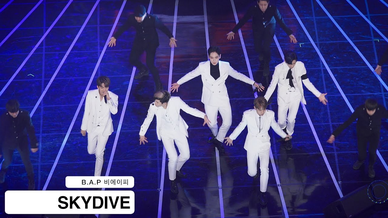 B.A.P 비에이피[4K 직캠]SKYDIVE@161116 Rock Music