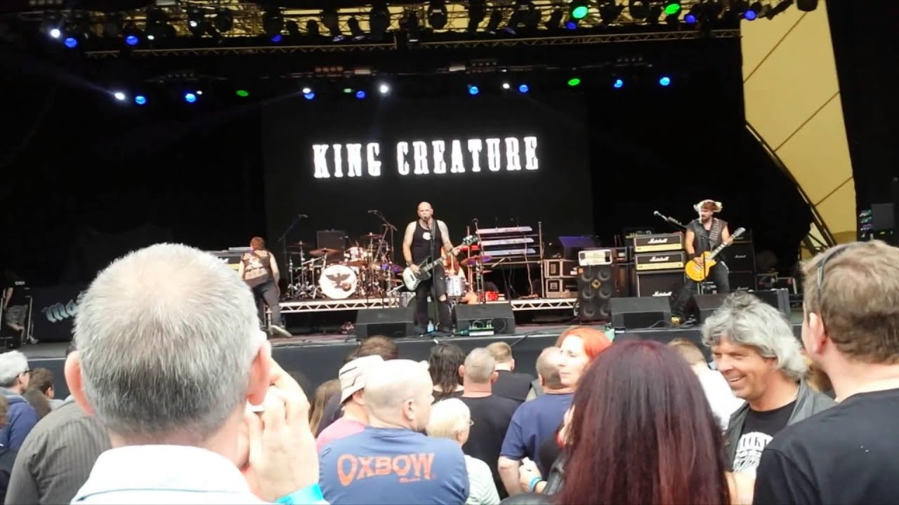 king creature Down  in flames \,,/   \,,/