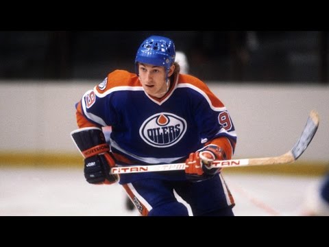 Fan Favorite Becki Moss Wayne Gretzky Set - mxo2rmk